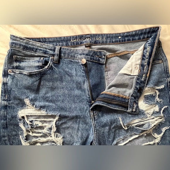 American Eagle Distressed Stretch Blue Women's Comfy Jeans Size 18 Short - Picture 7 of 16
